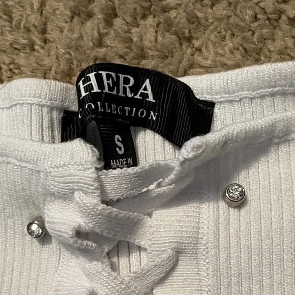 Hera Collection White Tank with Silver Accents - Picture 2 of 4